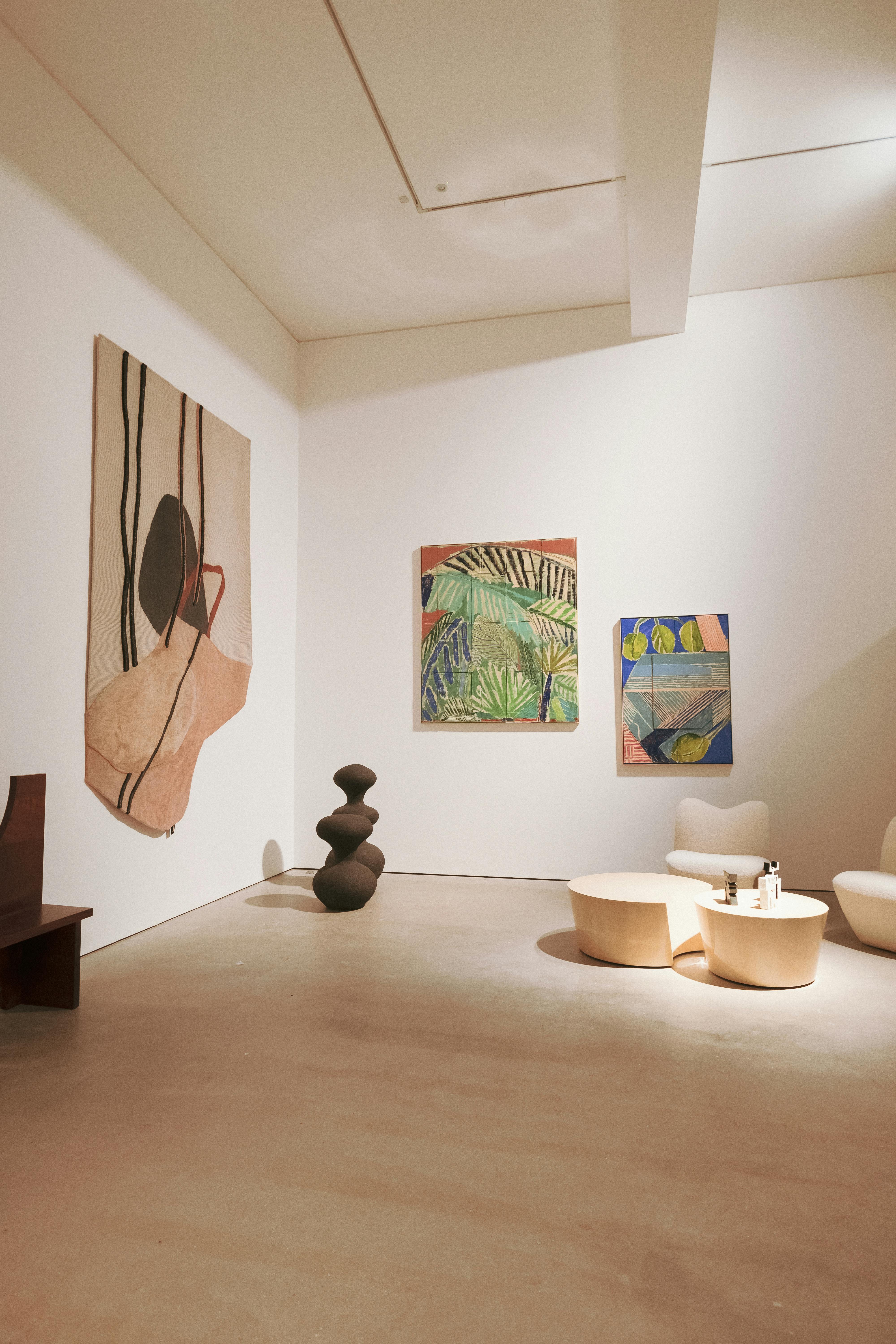 A Collector's Guide to Hanging Art